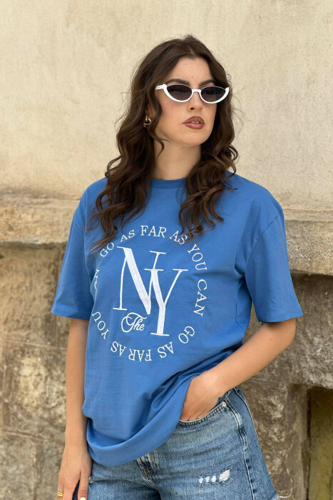 T-SHIRT PËR FEMRA NË NGJYRË BLU E ZBARDHUR - 3