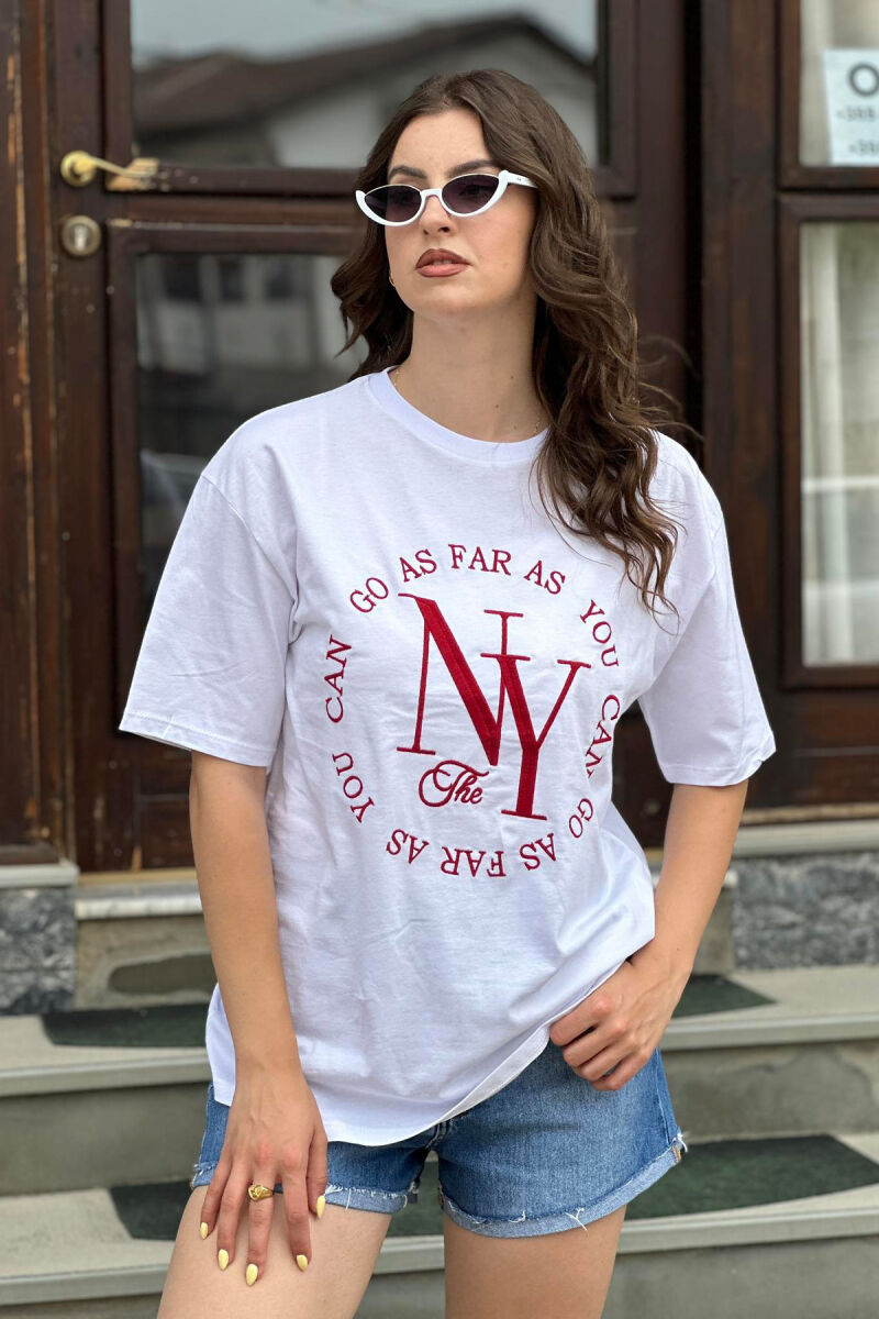 T-SHIRT PËR FEMRA NË NGJYRË TË BARDHË - 2