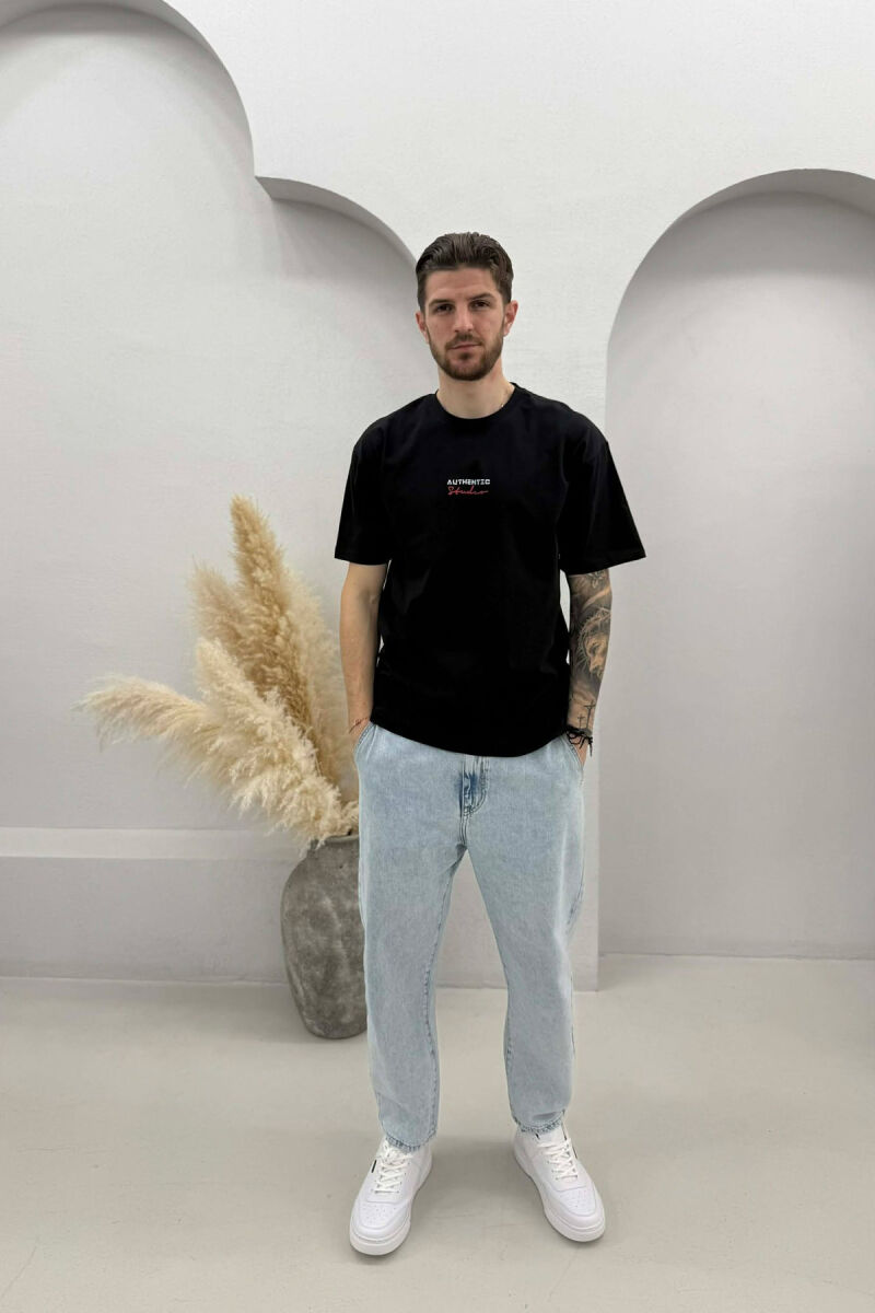 T-SHIRT ME SHKRIME PER MESHKUJ NE NGJYRE TE ZEZE - 3