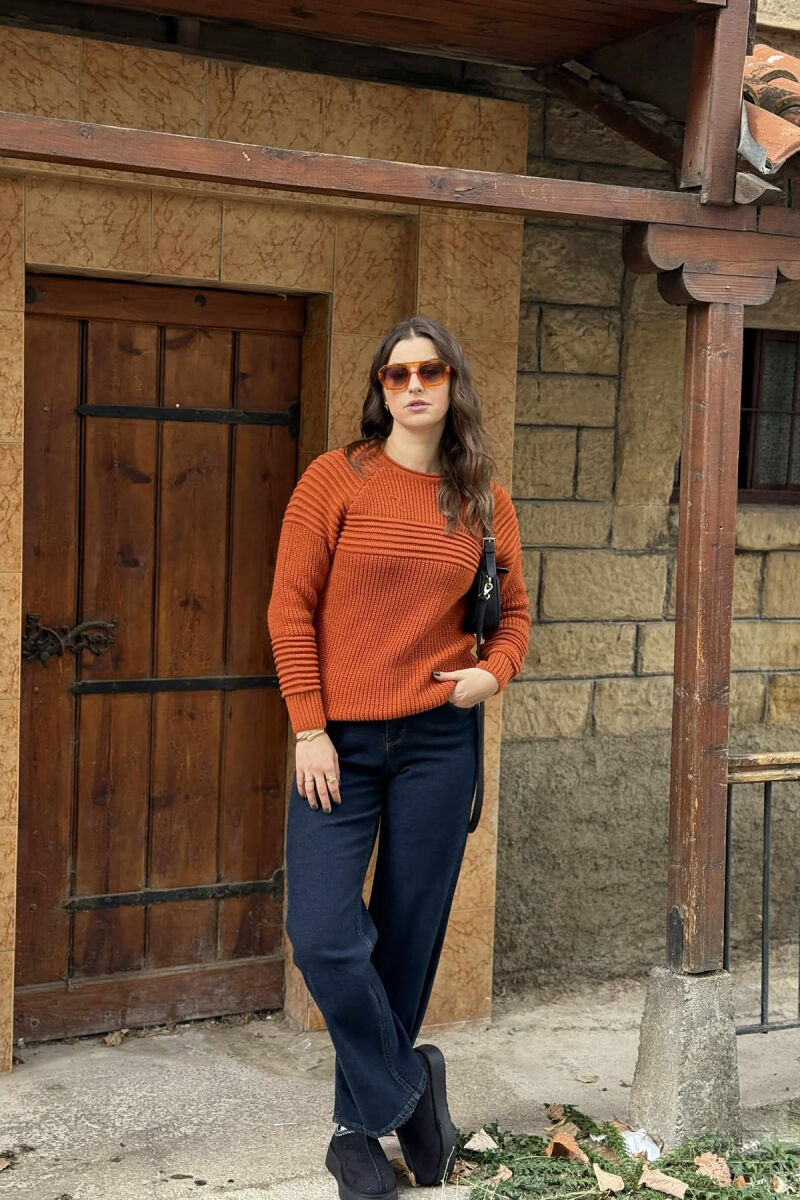 THICK SIMPLE WOMAN SWEATER BRICK/TULLE - 1