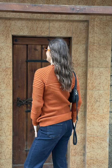 THICK SIMPLE WOMAN SWEATER BRICK/TULLE - 4