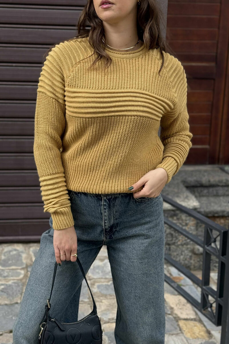 THICK SIMPLE WOMAN SWEATER MUSTARD/MUSTARDE - 4