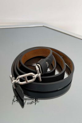 THIN LEATHER SPECIAL BUCKLE DESIGN WOMEN BELT BLACK+SILVER/ZEZE+ARGJEND 