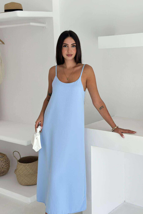 FUSTAN I GJATË NJË NGJYRËSH PËR FEMRA NË NGJYRËN BABY BLUE 