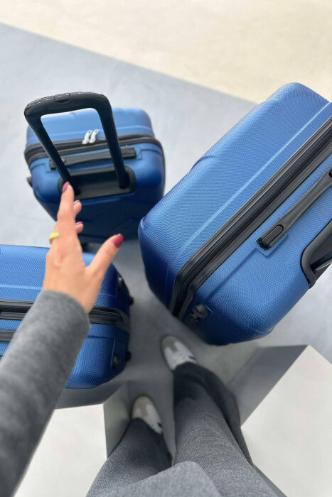 THREE PIECES LUGGAGE SET BLUE/BLU - 4