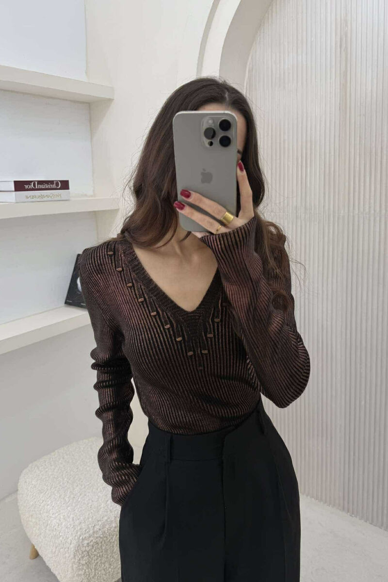 TRIKO E SHNDRITSHME PËR FEMRA NË NGJYRËN BRONX - 2