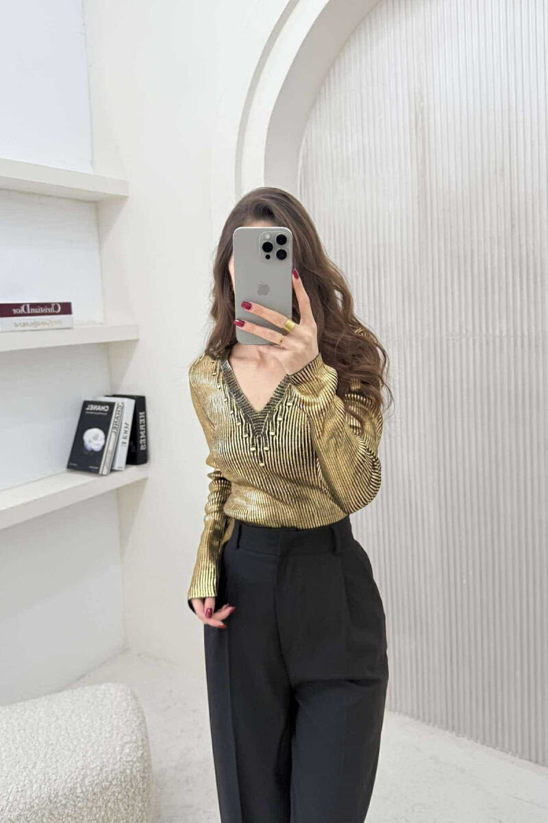 TRIKO E SHNDRITSHME PËR FEMRA NË NGJYRËN GOLD - 3