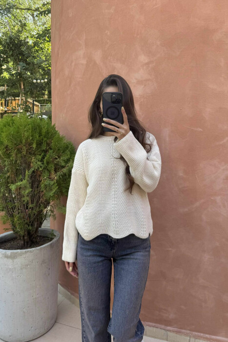 TRIKO E THJESHTË E THURUR NJËNGJYRËSHE PËR FEMRA NË NGJYRËN KREM - 4