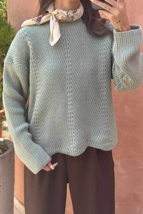 TRIKO E THJESHTË E THURUR NJËNGJYRËSHE PËR FEMRA NË NGJYRËN MENTE - 4