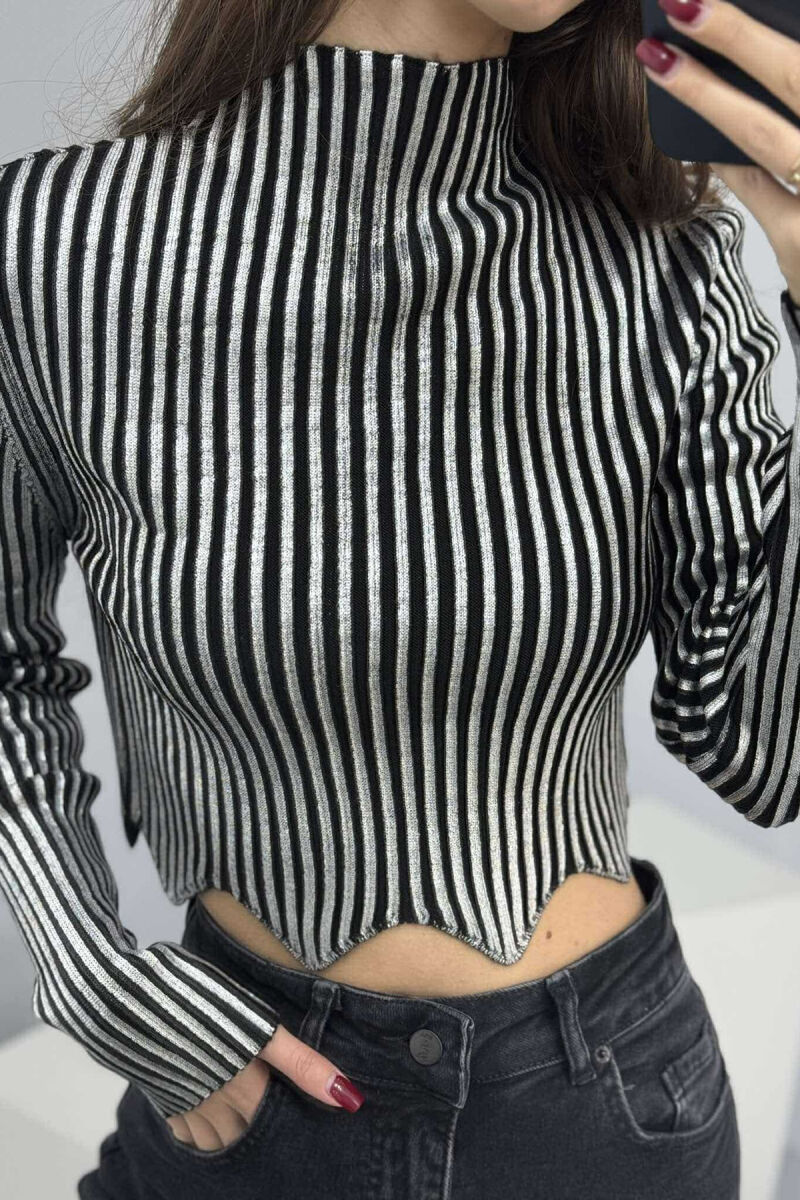 TRIKO E THJESHTË ME SHKËLQIM PËR FEMRA NË NGJYRË ARGJEND - 3