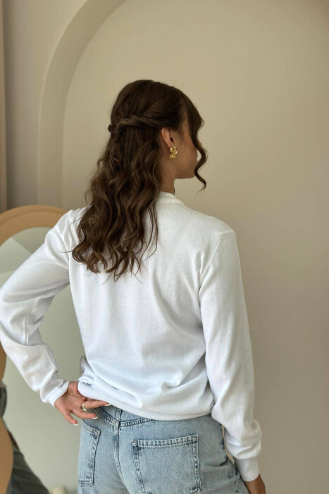 TRIKO E THJESHTË NJË NGJYRËSHE PËR FEMRA NË NGJYRË TË BARDHË - 2