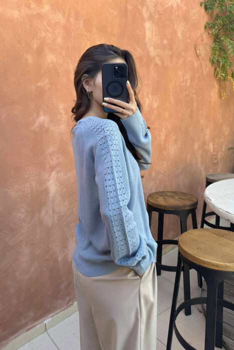 TRIKO E THJESHTË NJËNGJYRËSHE PËR FEMRA NË NGJYRËN BLU TË ZBARDHUR - 5