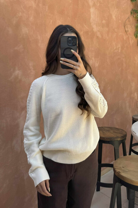 TRIKO E THJESHTË NJËNGJYRËSHE PËR FEMRA NË NGJYRËN KREM - 3