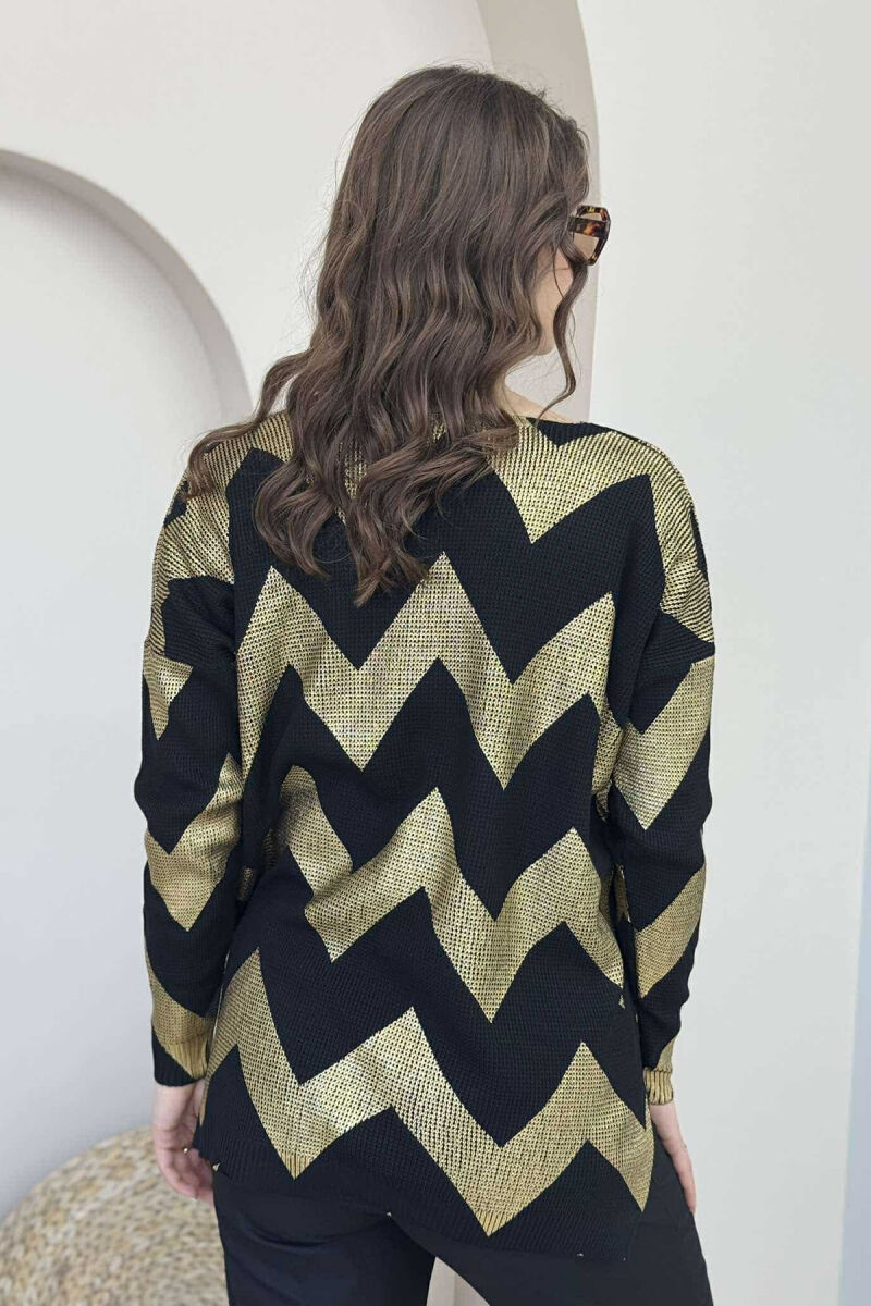 TRIKO E THJESHTË OVERSIZE PËR FEMRA NË NGJYRË GOLD - 4