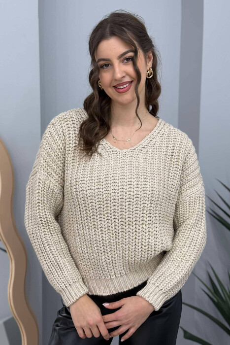 TRIKO E THJESHTË PËR FEMRA NË NGJYRËN KREM - 1