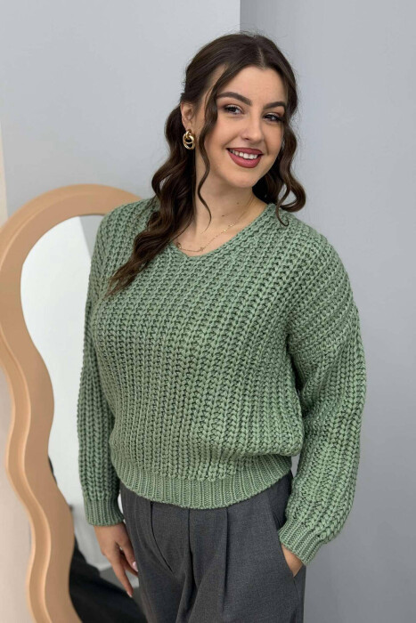 TRIKO E THJESHTË PËR FEMRA NË NGJYRËN MENTE - 3