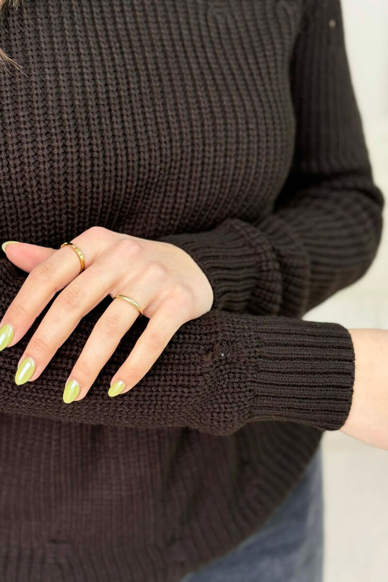 TRIKO E THURRUR NJE NGJYRESHE ME JAKE TE RRUMBULLAKET PER FEMRA NE NGJYRE KAFE TE ERRET - 2