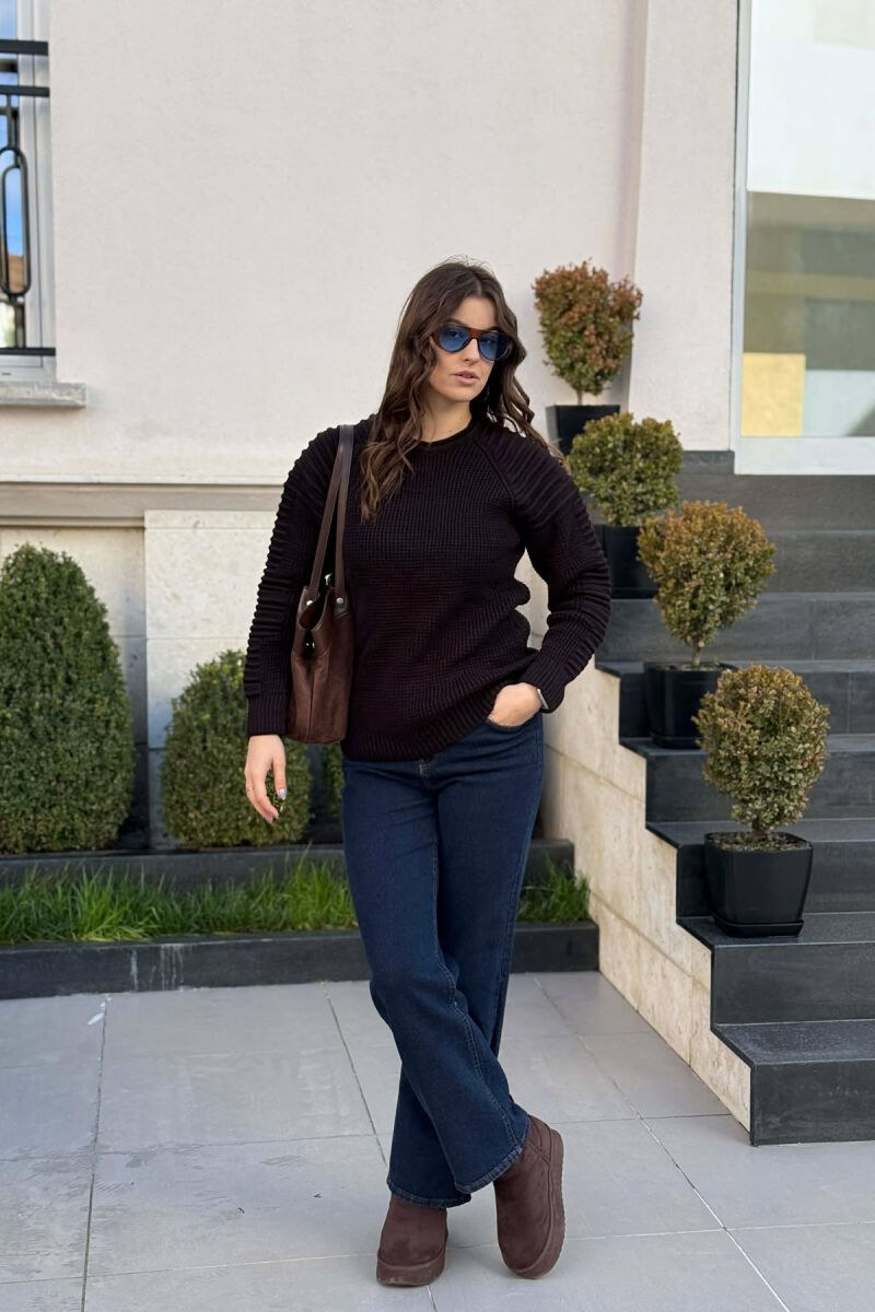 TRIKO E THURRUR ME JAKE TE RRUMBULLAKET PER FEMRA NE NGJYRE KAFE TE ERRET - 5