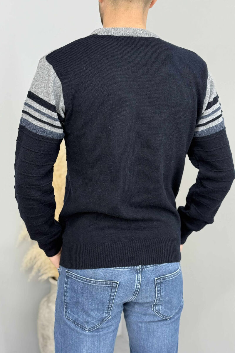 TRIKO E THURRUR ME JAKE TE RRUMBULLAKET PER MESHKUJ NE NGJYRE BLU TE ERRET - 4