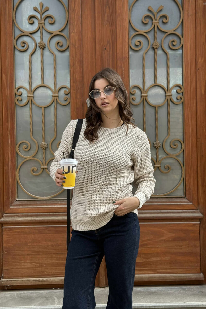 TRIKO E THURRUR PER FEMRA NE NGJYRE BEZHE - 3