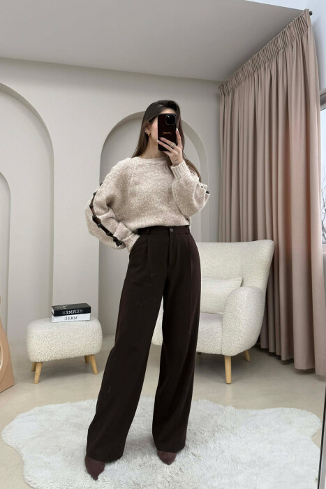 TRIIKO ME DETAJE GURESH NE MENGE PER FEMRA NE NGJYRE BEZHE - 4