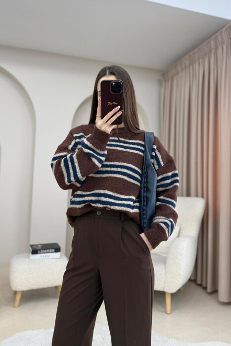 TRIKO ME DIZAJN ME VIJA DHE JAKE RRETHORE PER FEMRA NE NGJYRE KAFE - 5