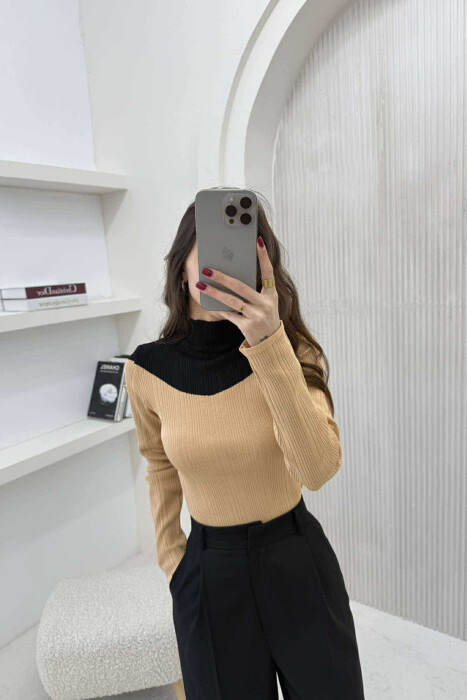 TRIKO ME DY NGJYRA DHE JAKË GJYSËM GOLF PËR FEMRA NË NGJYRËN BEZHË - 1