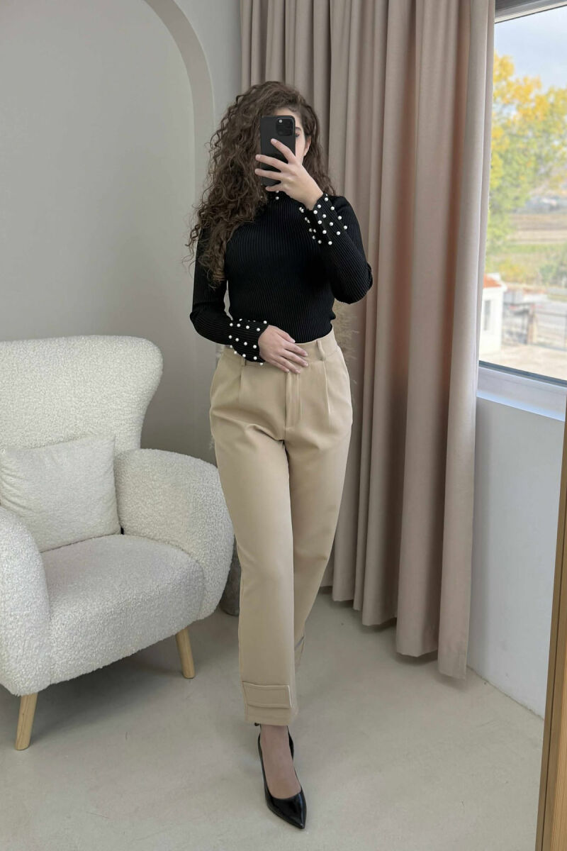 TRIKO ME JAKË GOLF DHE ME DETAJIN E PERLAVE PËR FEMRA NË NGJYRË TË ZEZË - 5