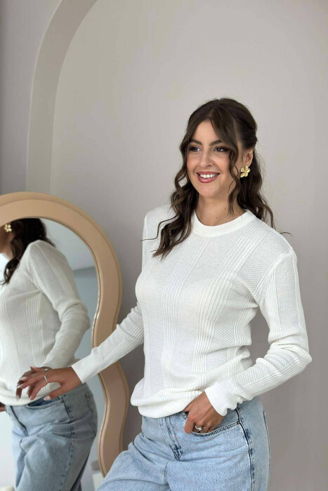 ROUND NECK WOMEN SWEATER WHITE-E BARDHE 