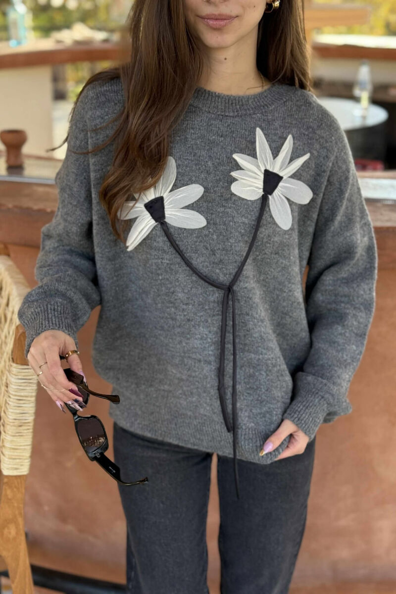 TRIKO ME LULE PËR FEMRA NË NGJYRËN GRI - 4