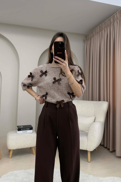 TRIKO ME MENGE TE SHKURTA DHE DETAJE FJONGOSH PER FEMRA NE NGJYRE BEZHE - 3