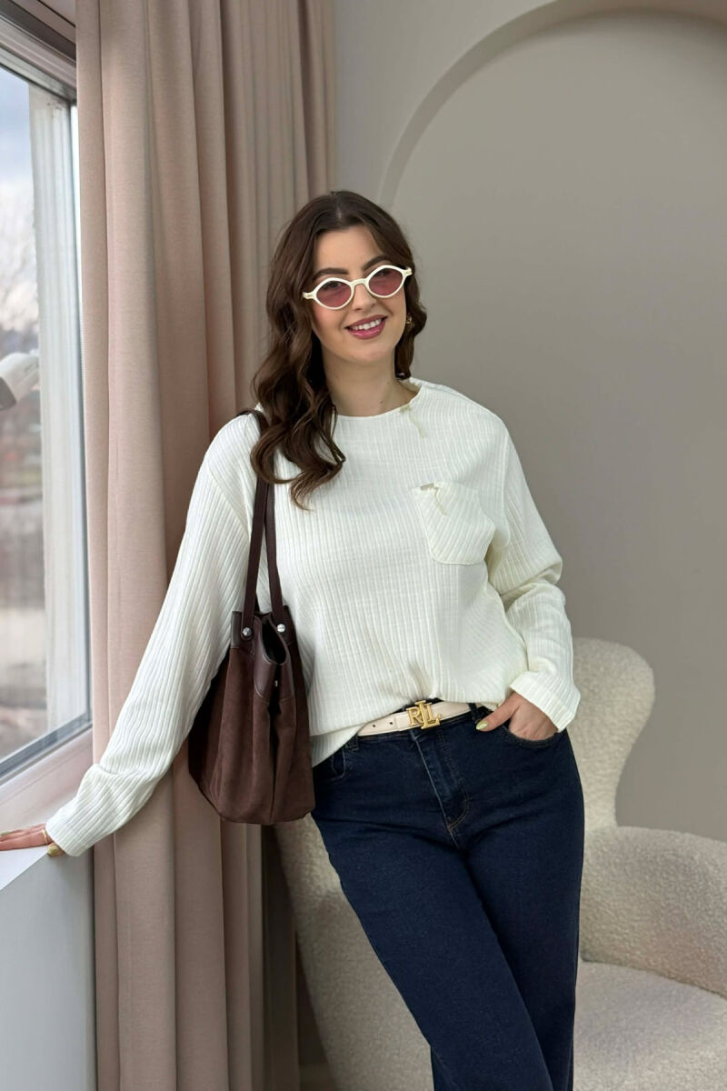 TRIKO ME NJË XHEP PËR FEMRA NË NGJYRE TE BARDHE - 6