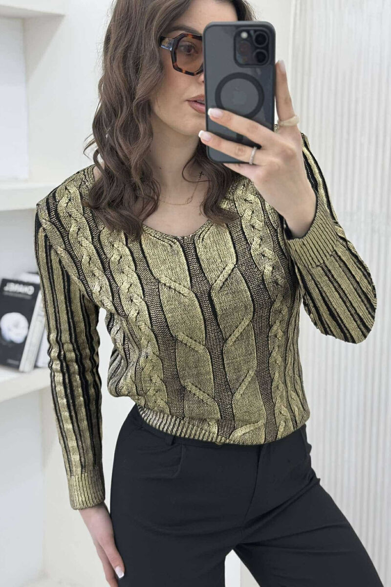 TRIKO ME SHKËLQIM ME THURJE PËR FEMRA NË NGJYRË GOLD - 3