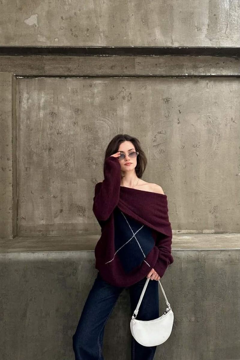 TRIKO ME SUPET JASHTE DHE ME DIZJAN ROMBESH PER FEMRA NE NGJYRE VISHNJE TE ERRET - 3