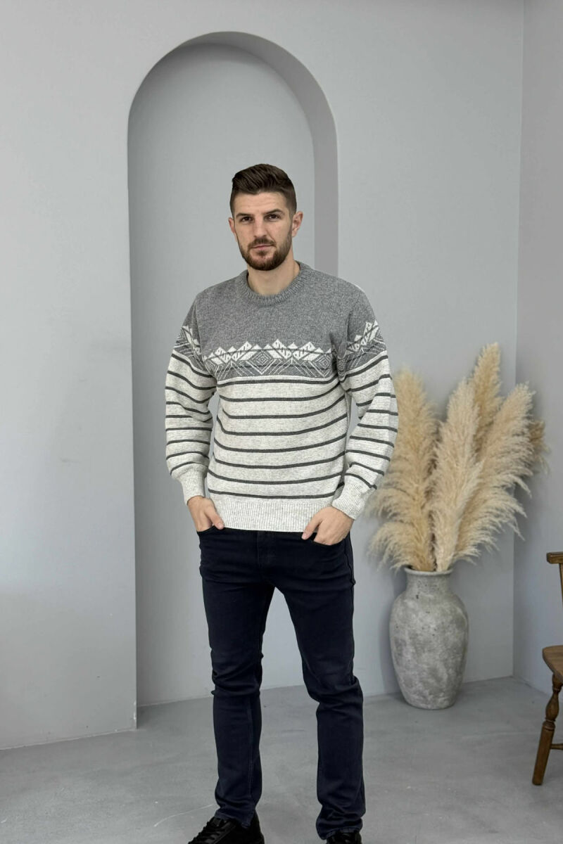 TRIKO ME VIJA DHE JAKE TE RRUMBULLAKET PER MESHKUJ NE NGJYRE GRI TE ZBARDHUR - 1