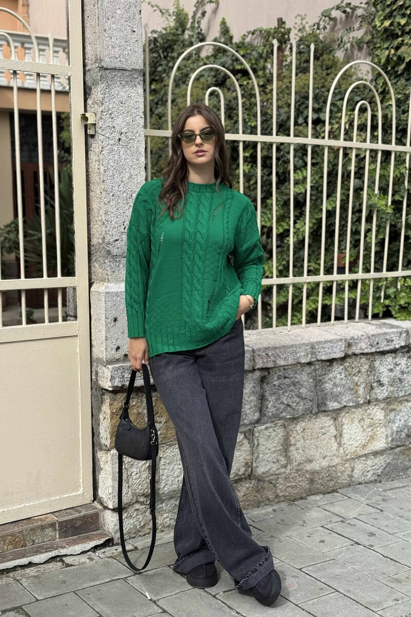 TRIKO NJË NGJYRËSHE ME JAKË TË RRUMBULLAKËT PËR FEMRA NË NGJYRË JESHILE - 1