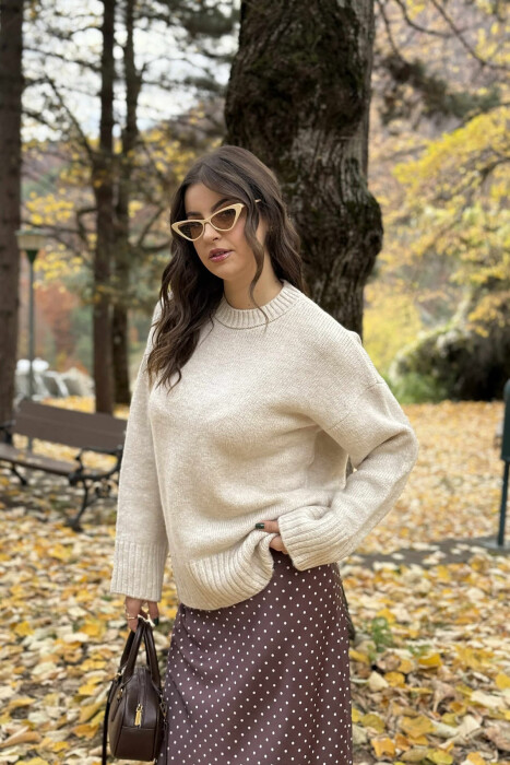 TRIKO NJË NGJYRËSHE ME JAKË TË RRUMBULLAKËT PËR FEMRA NË NGJYRË KREM - 4