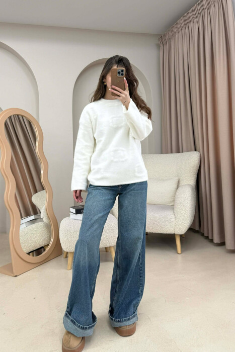 TRIKO NJE NGJYRESHE ME JAKE TE RRUMBULLAKET PER FEMRA NE NGJYRE TE BARDHE - 2