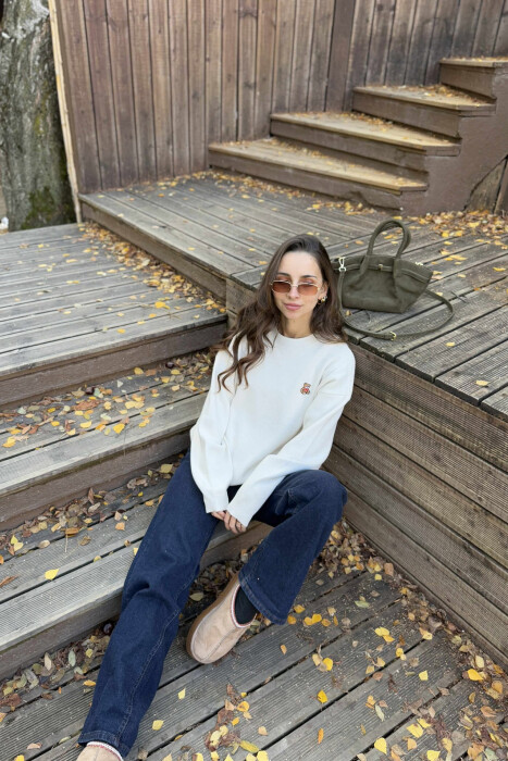 TRIKO NJË NGJYRËSHE ME LOGON E ARUSHIT PËR FEMRA NË NGJYRËN KREM - 2