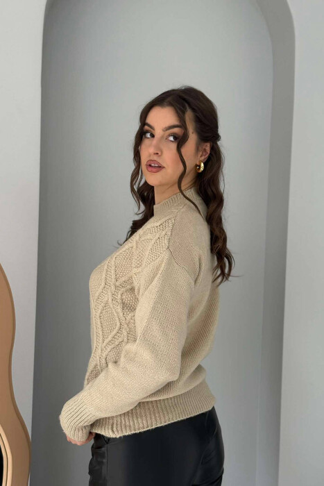 TRIKO PËR FEMRA NË NGJYRËN BEZHË - 2