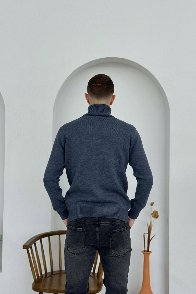 TURTLE NECK ONE COLOR MEN SWEATER BLUE/BLU - 4