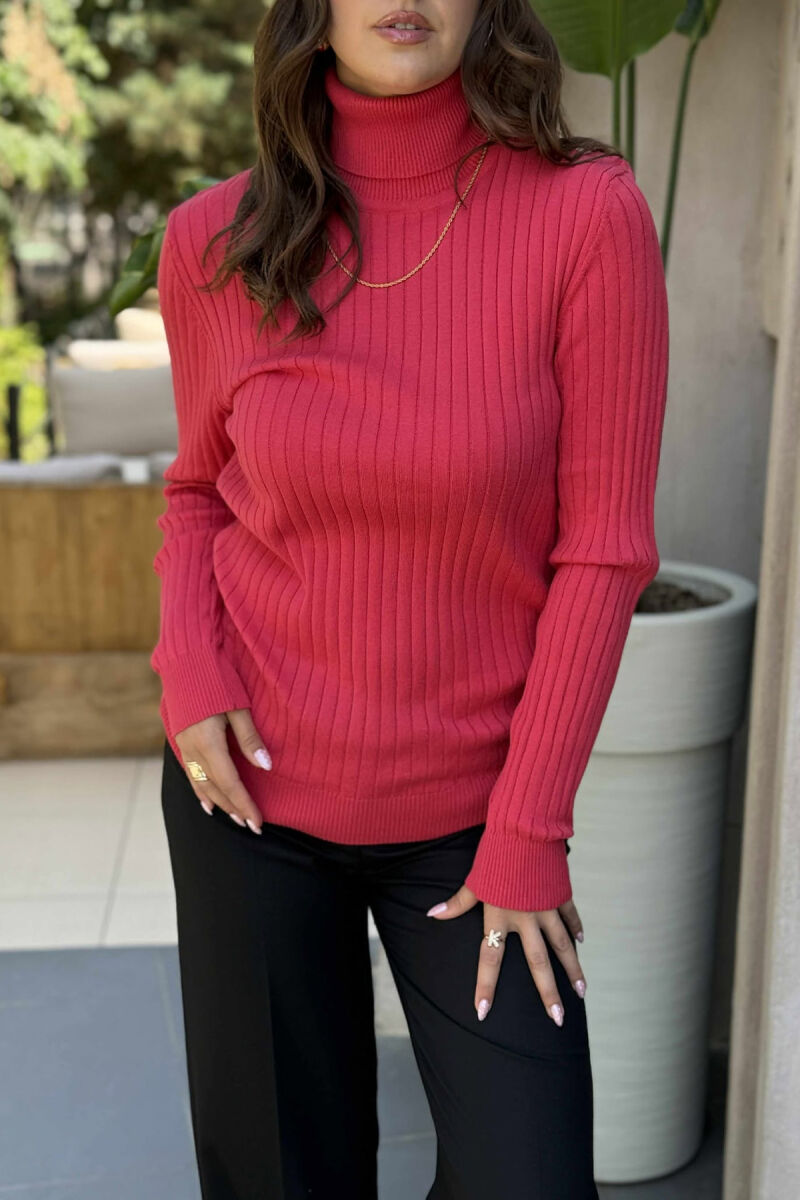 TURTLE NECK ONE COLOR WOMEN SWEATSHIRT SALMON/SALMON - 2