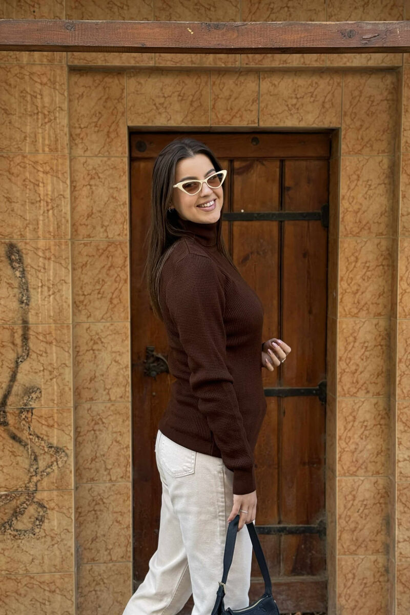 TURTLE NECK WOMEN SWEATSHIRT DARK BROWN/KAE - 4