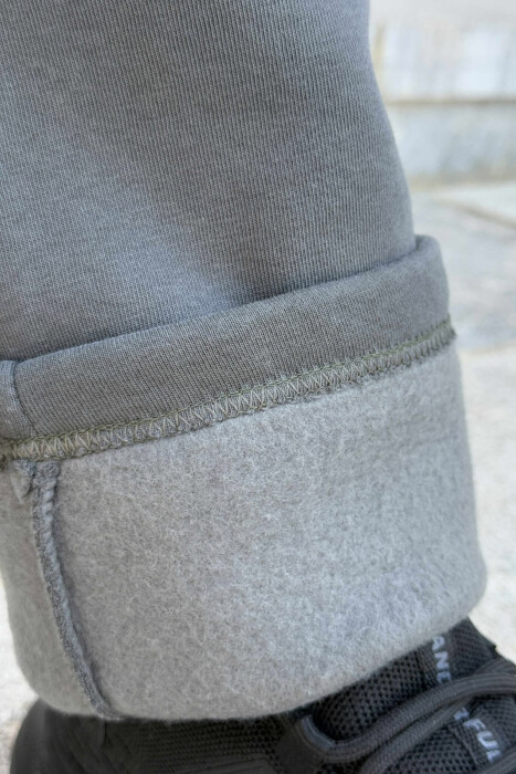 TUTA ME PUSH ME DETAJIN E XHEPIT PËR MESHKUJ NË NGJYRËN GRI E ERRËT - 5