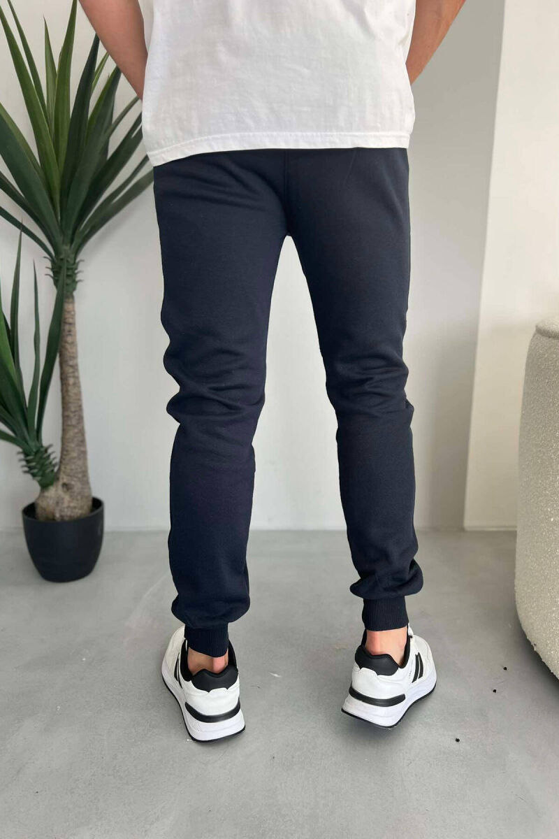 TUTA ME VIJA ME PUSH PËR MESHKUJ NË NGJYRËN BLU - 3