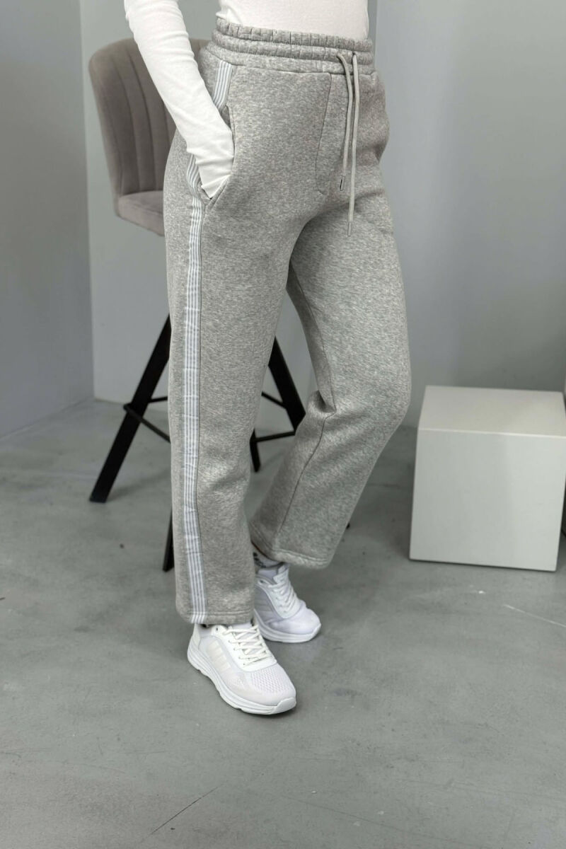 TUTA NJË NGJYRËSHE ME PUSH DHE VIJA PËR FEMRA NË NGJYRË GRI TË ZBARDHUR - 4