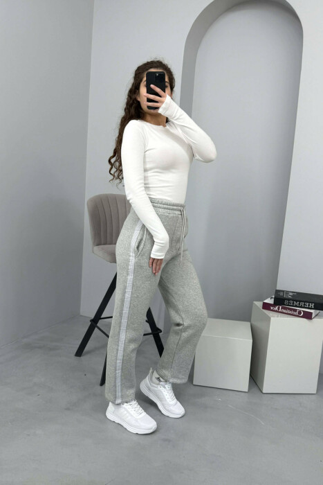 TUTA NJË NGJYRËSHE ME PUSH DHE VIJA PËR FEMRA NË NGJYRË GRI TË ZBARDHUR - 2