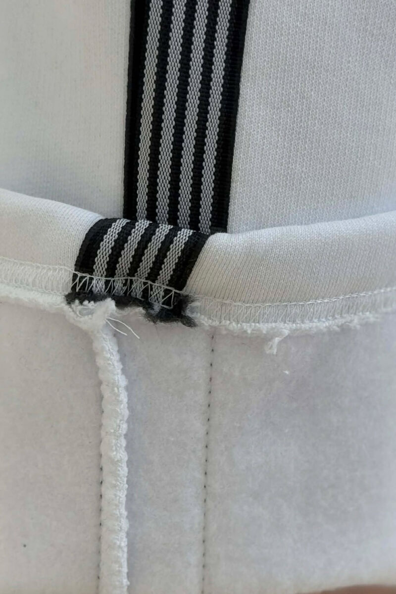 TUTA NJË NGJYRËSHE ME PUSH DHE VIJA PËR FEMRA NË NGJYRË TË BARDHË - 6