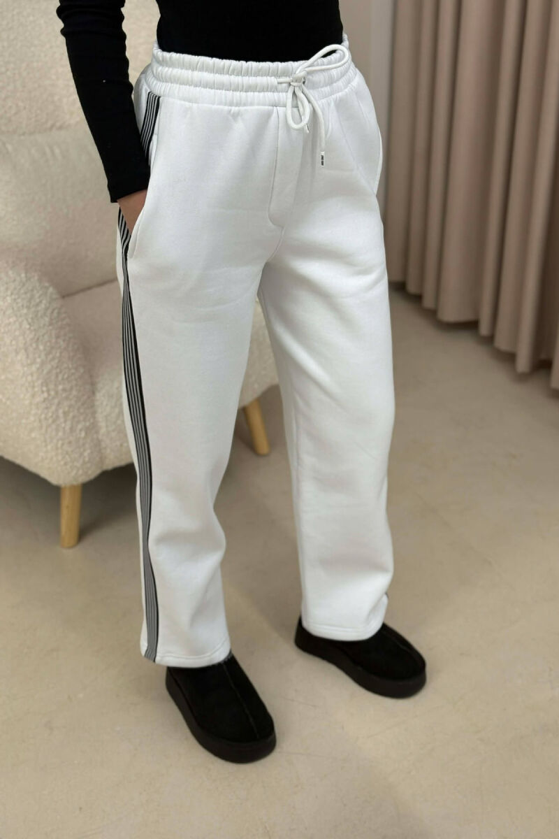 TUTA NJË NGJYRËSHE ME PUSH DHE VIJA PËR FEMRA NË NGJYRË TË BARDHË - 4