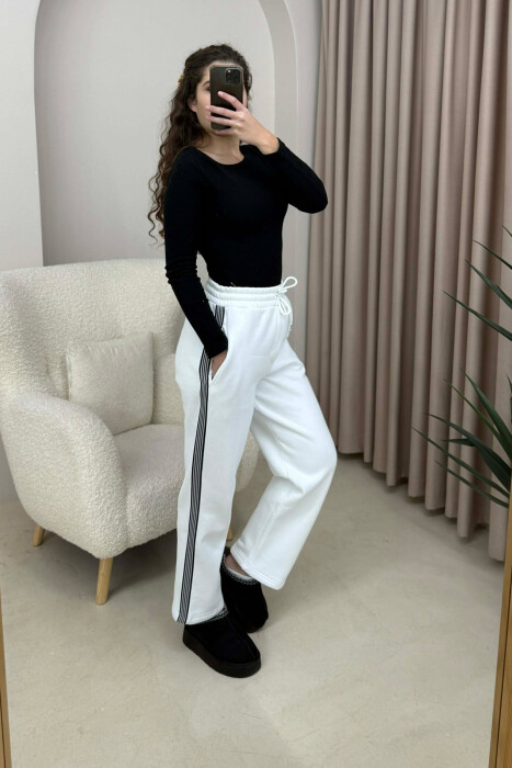 TUTA NJË NGJYRËSHE ME PUSH DHE VIJA PËR FEMRA NË NGJYRË TË BARDHË - 2